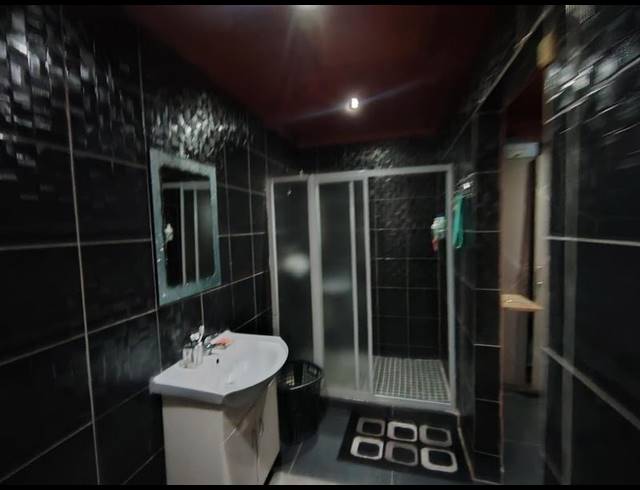 3 BEDROOM HOUSE FOR SALE IN LENASIA SOUTH